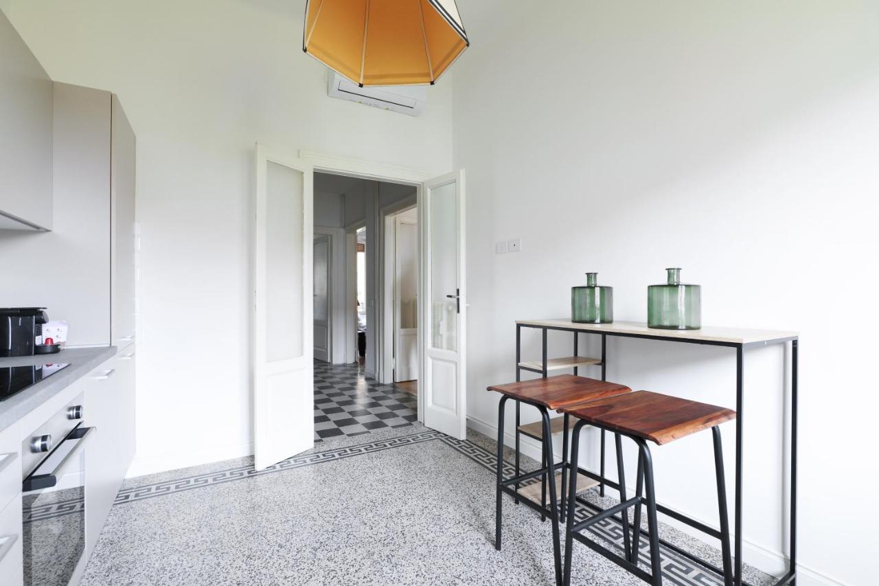 Adelaide Elegant Apartments Milano Exteriör bild